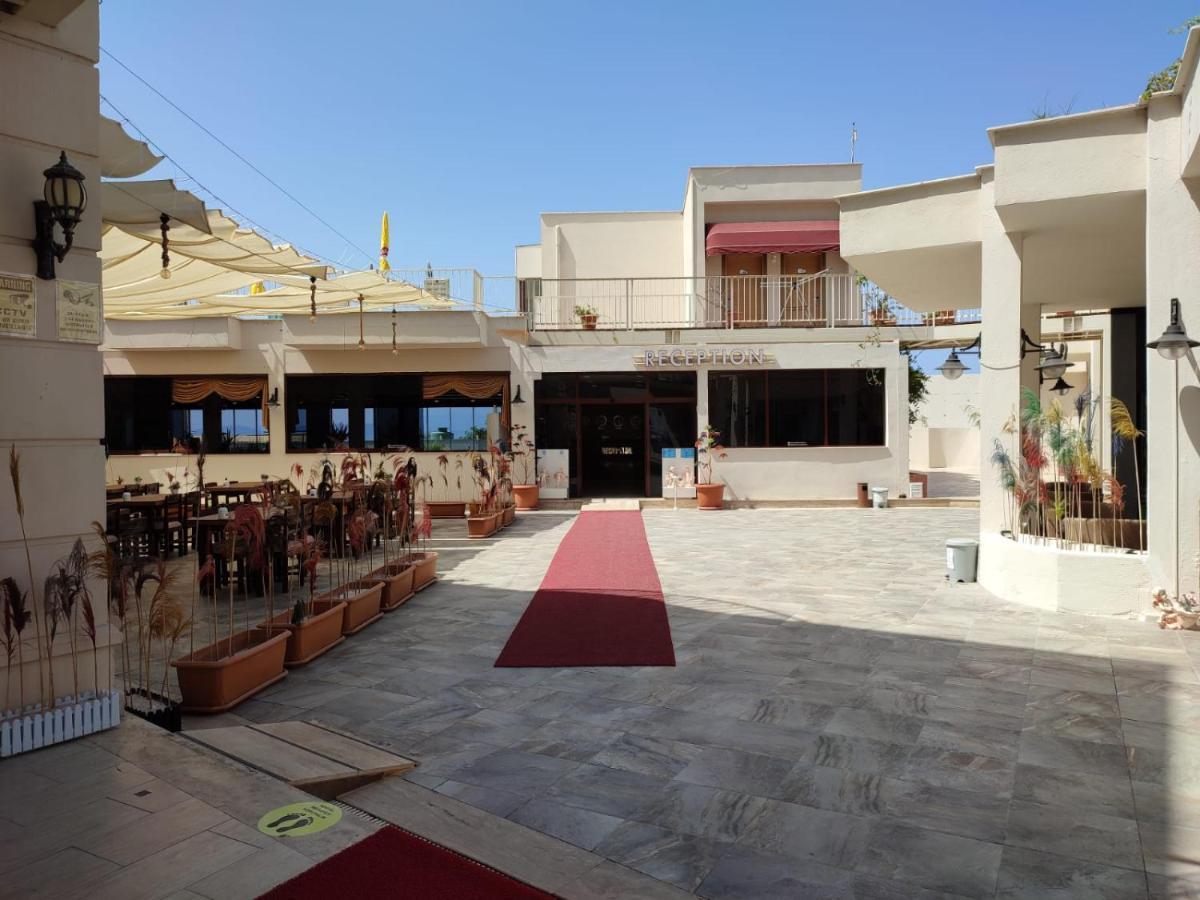 Ladies Beach Suite Hotel (Adults Only) Kusadası Esterno foto
