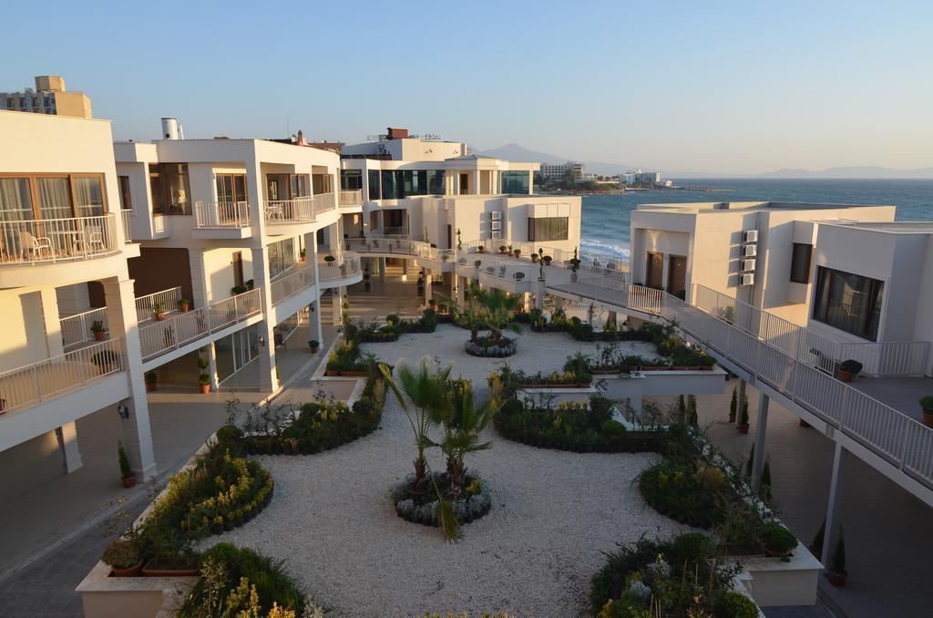 Ladies Beach Suite Hotel (Adults Only) Kusadası Esterno foto