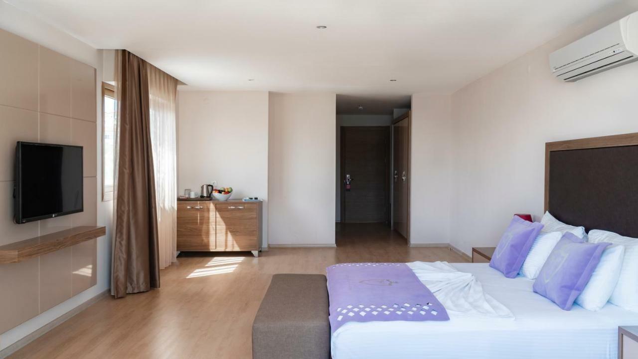 Ladies Beach Suite Hotel (Adults Only) Kusadası Esterno foto