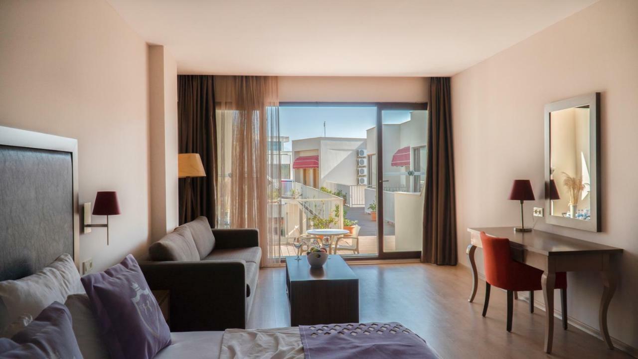 Ladies Beach Suite Hotel (Adults Only) Kusadası Esterno foto